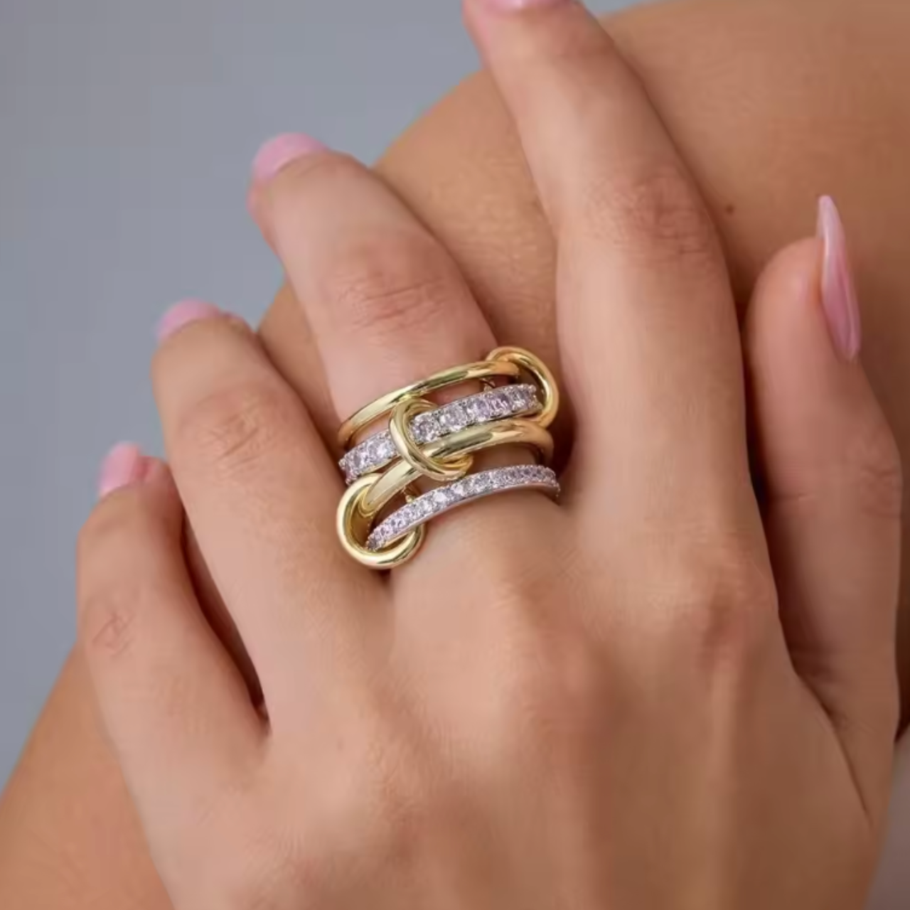 Two-Tone Four-Ring Copper for Women